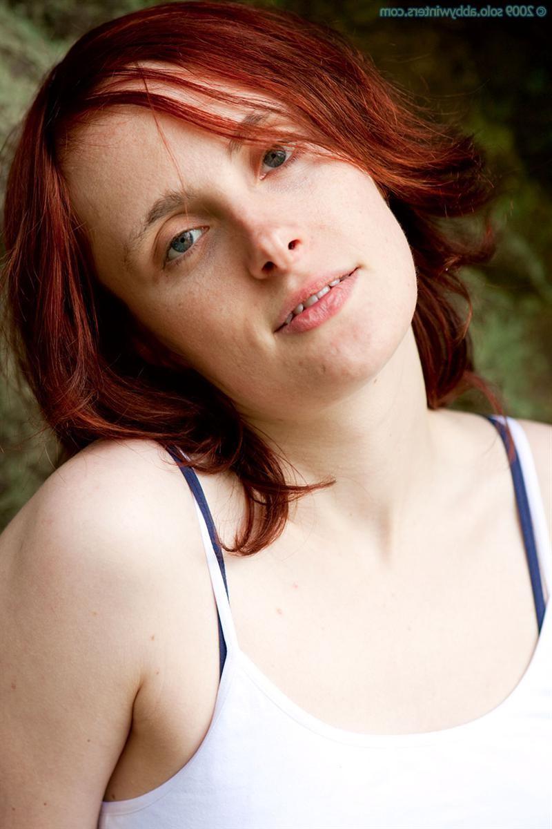 16P Red hairy pussy amateur Australian girl stripping outdoors