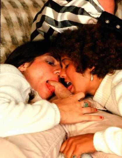 16P Retro hardcore couples from the swinging 1970s