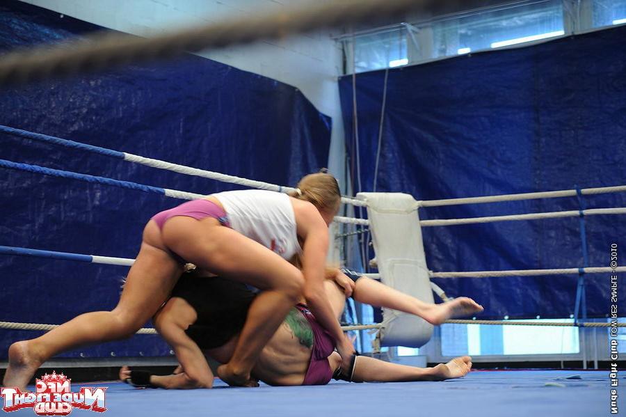16P Angel Long blonde in hardcore lesbian sex catfight