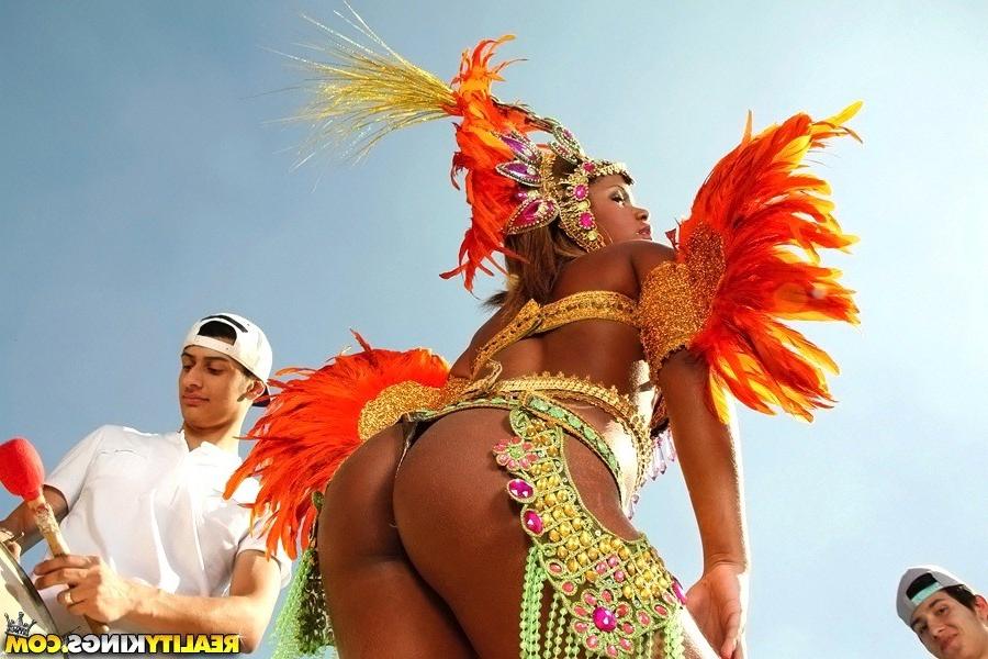 14P Anny got her pussy and asshole drilled and got man juice all over her juicy ass