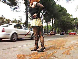 25P MAYTE, AN AMATEUR TRANNY AT WORK