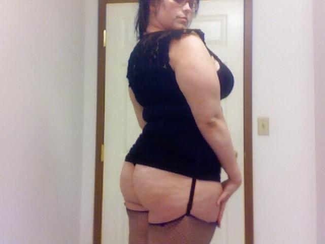 25P Bit Titty Plump Teen Corie