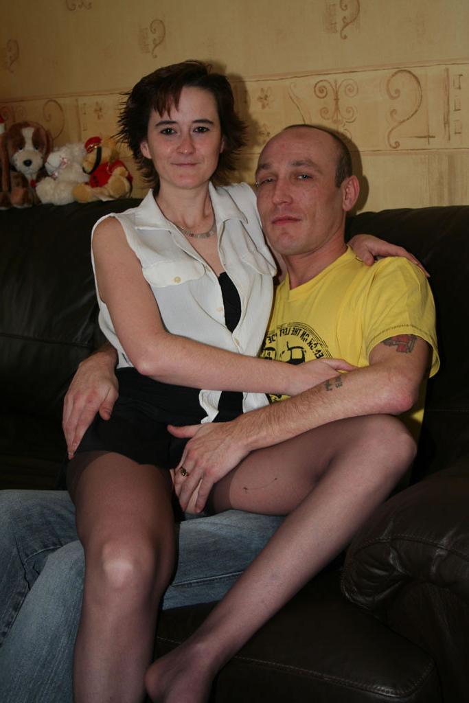 15P Authentic older couple gets down and dirty