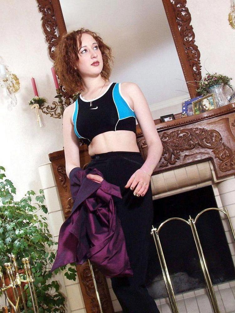 16P Pale Redhead Housewife With Heavy Tits Spreads A Tight Pussy