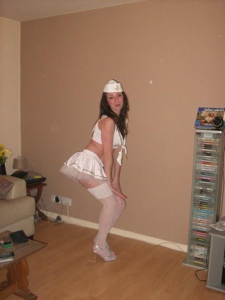 15P Amateur housewife shows tits and cunt