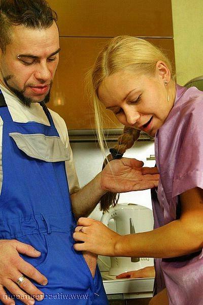16P Lonely housewife suck like a naughty slut two handy men