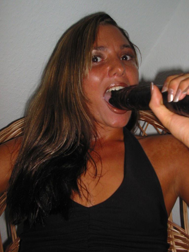 20P Amateur housewife sucking cock