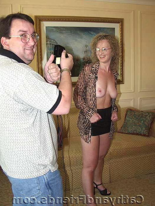 16P Lucky member gets prize sluts hot pink pussy