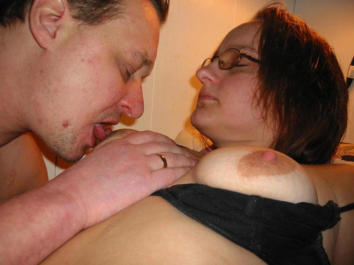 20P Mature amateur housewife sucks and fuck