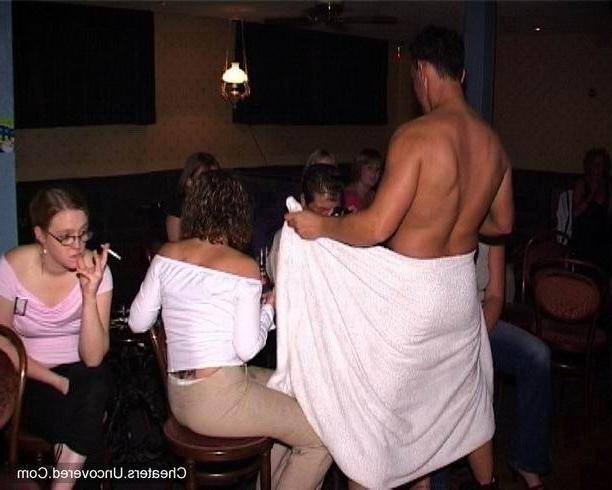 15P Amateur housewife juicy oral sex