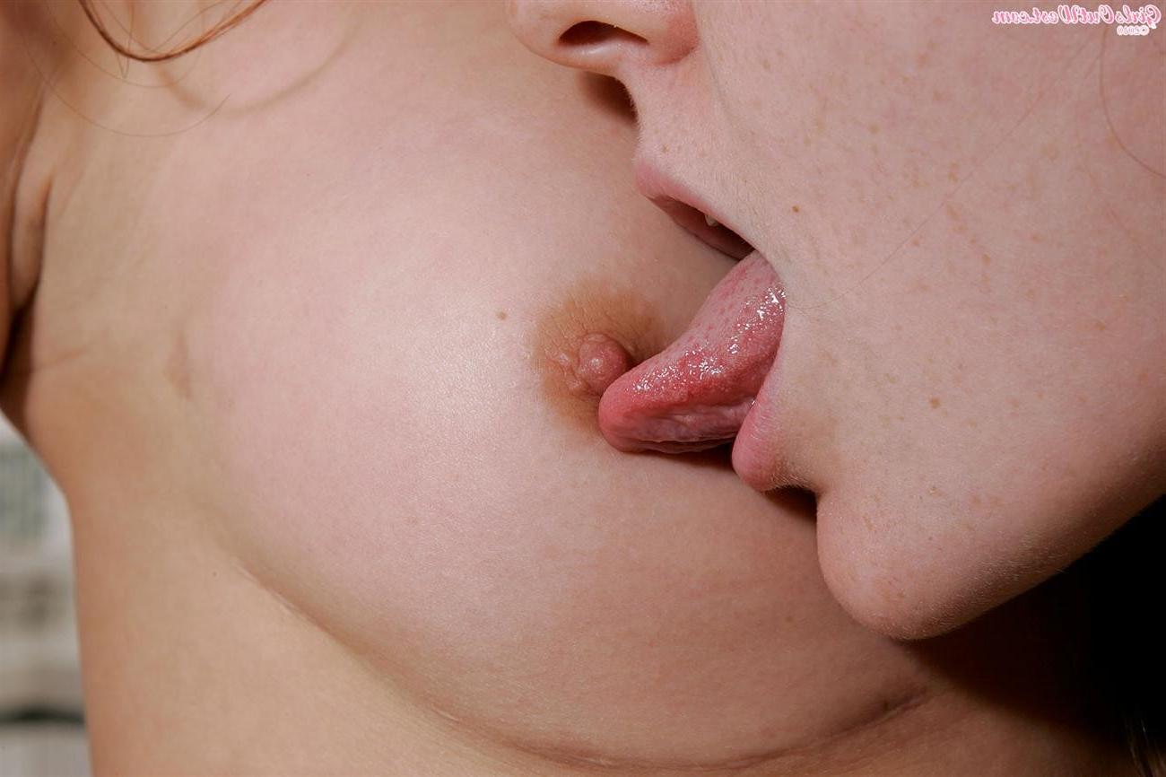 16P Hot Australian amateur lesbians having a breakfast threesome