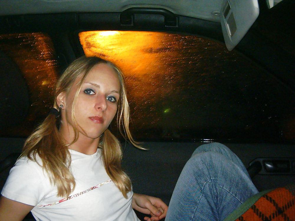 16P Cute blonde slut  car sex