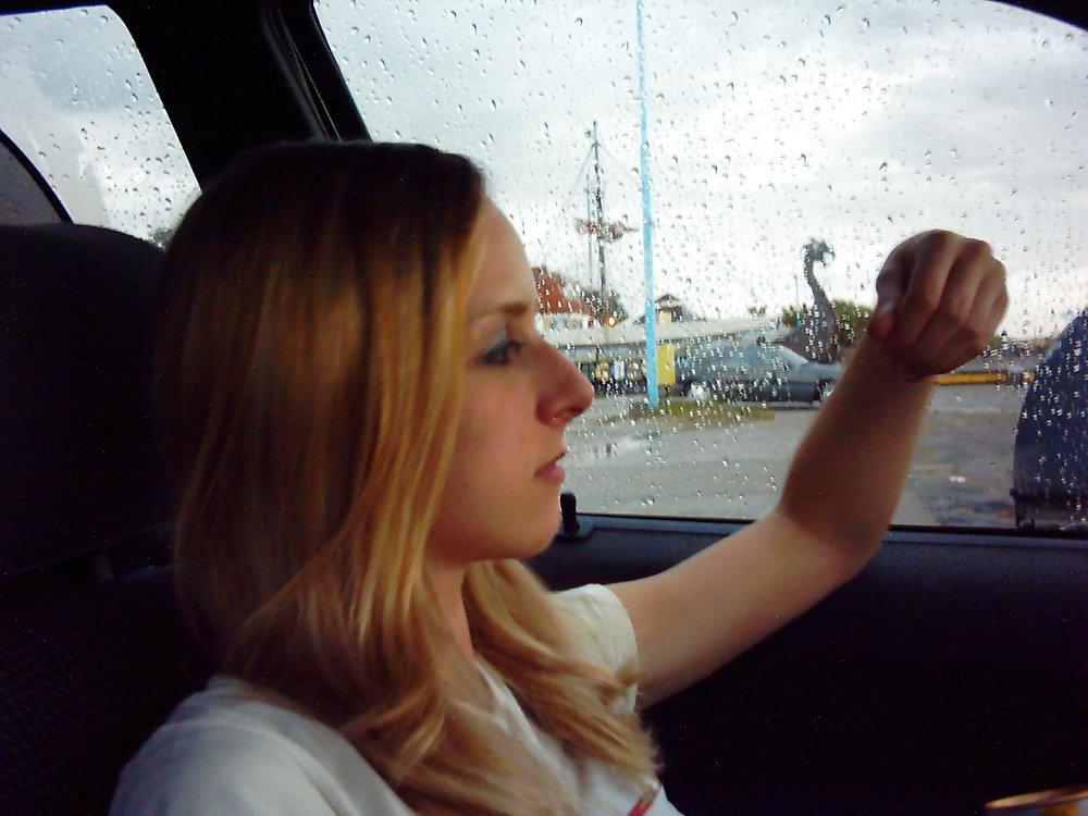 16P Cute blonde slut  car sex