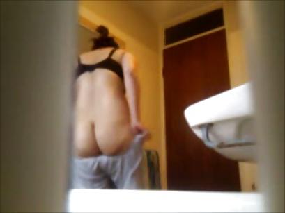 25P Wifes cute ass