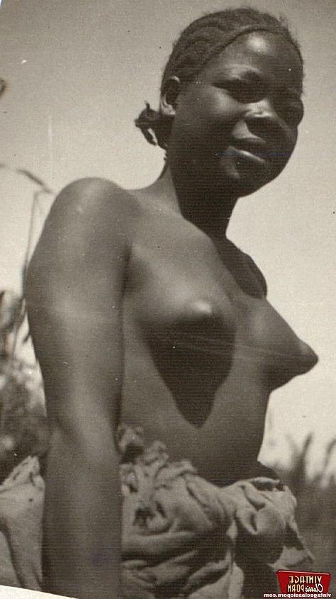 12P Vintage black babes from all over the world posing nude