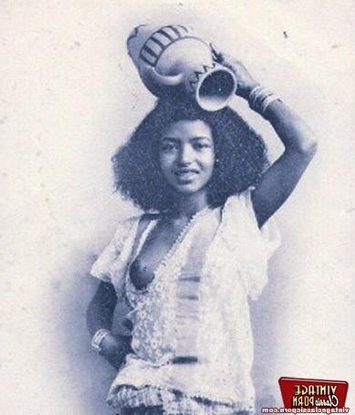 12P Vintage black babes from all over the world posing nude
