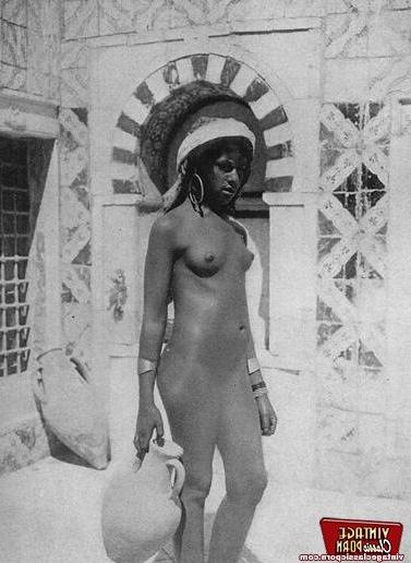 12P Exciting fifties ebony ladies showing their perfect body