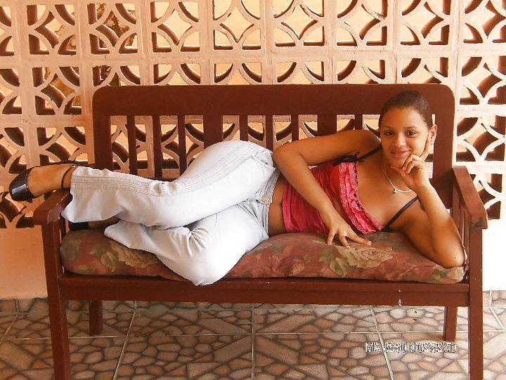 15P Dominican girl facebook 