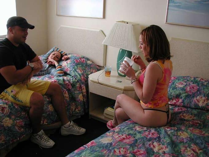15P three amateur chicks fuck one lucky guy