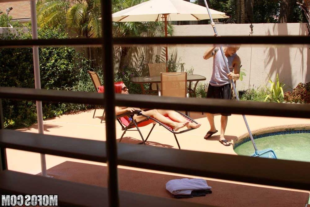15P Voyeur watcheing a redhead milf fucking hard by the pool