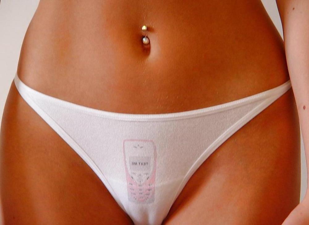 22P Sexy cameltoes