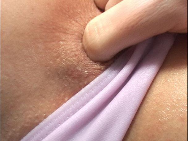 16P Taylor Rain shows her camel toe and fucks