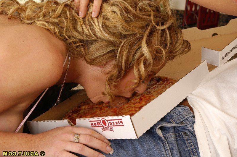 16P hungry babe eating cock through a pizza