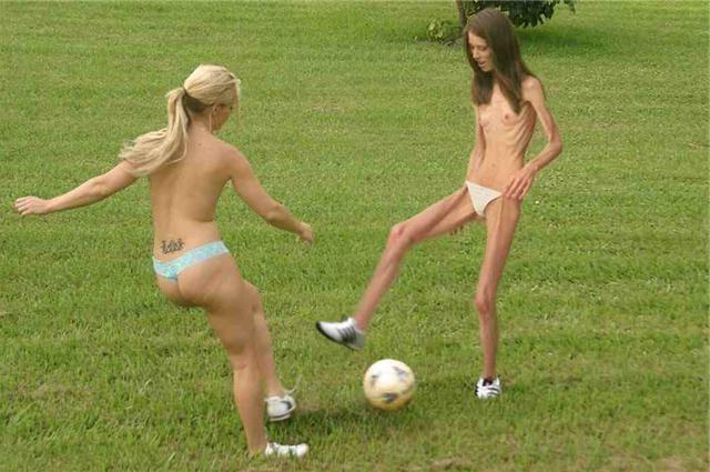 18P very skinny amateur girls poser