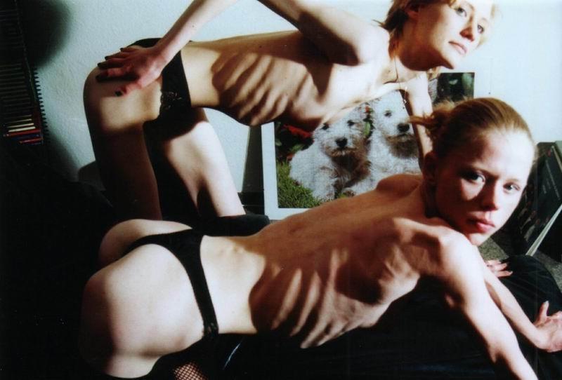 18P very skinny amateur girls poser