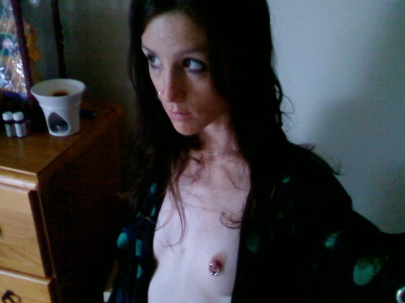 18P very skinny amateur girls poser
