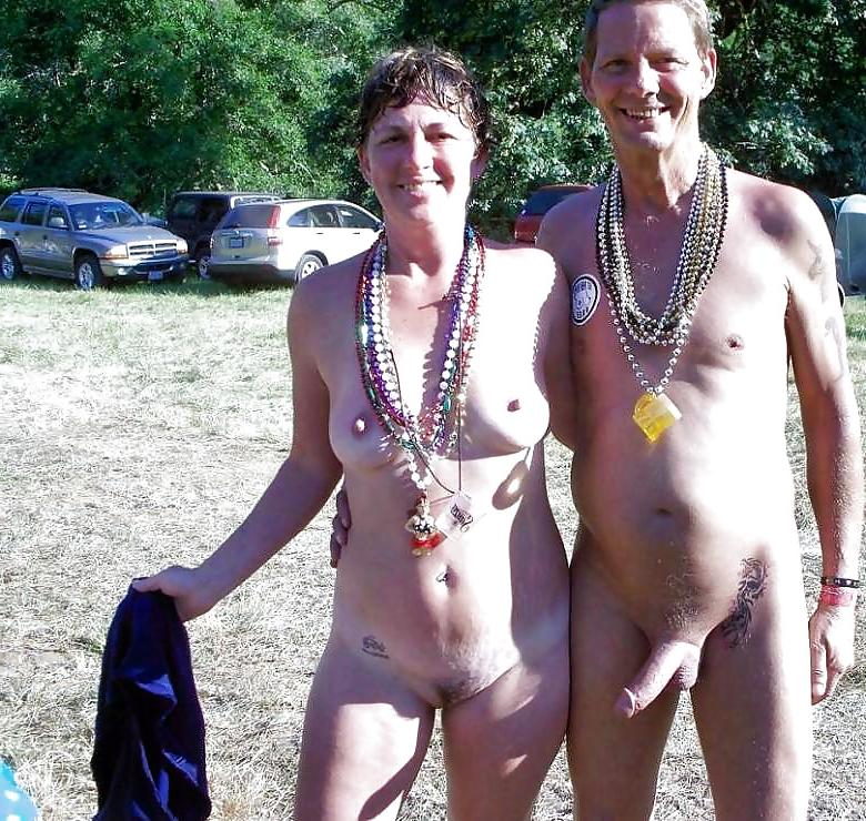 19P Naked couple 170.