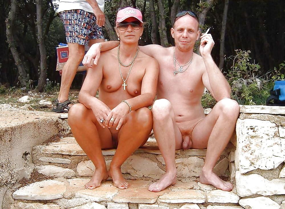 19P Naked couple 170.