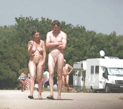 19P Naked couple 170.