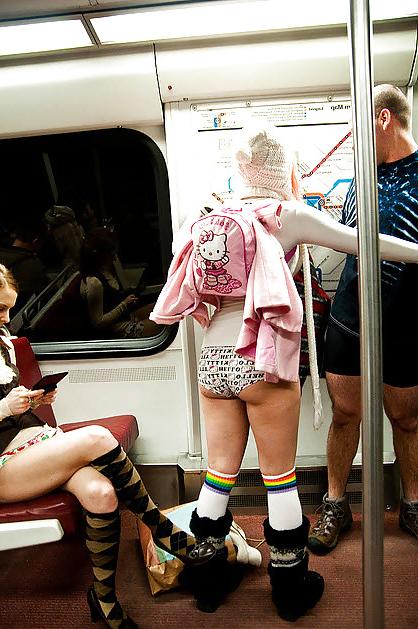 25P Public Panties