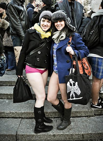 25P Public Panties