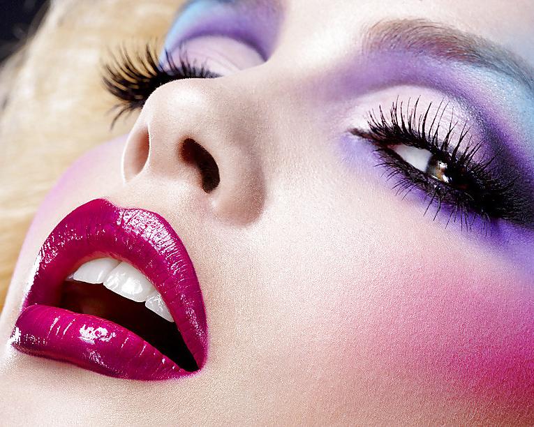25P Red Lipstick by TROC