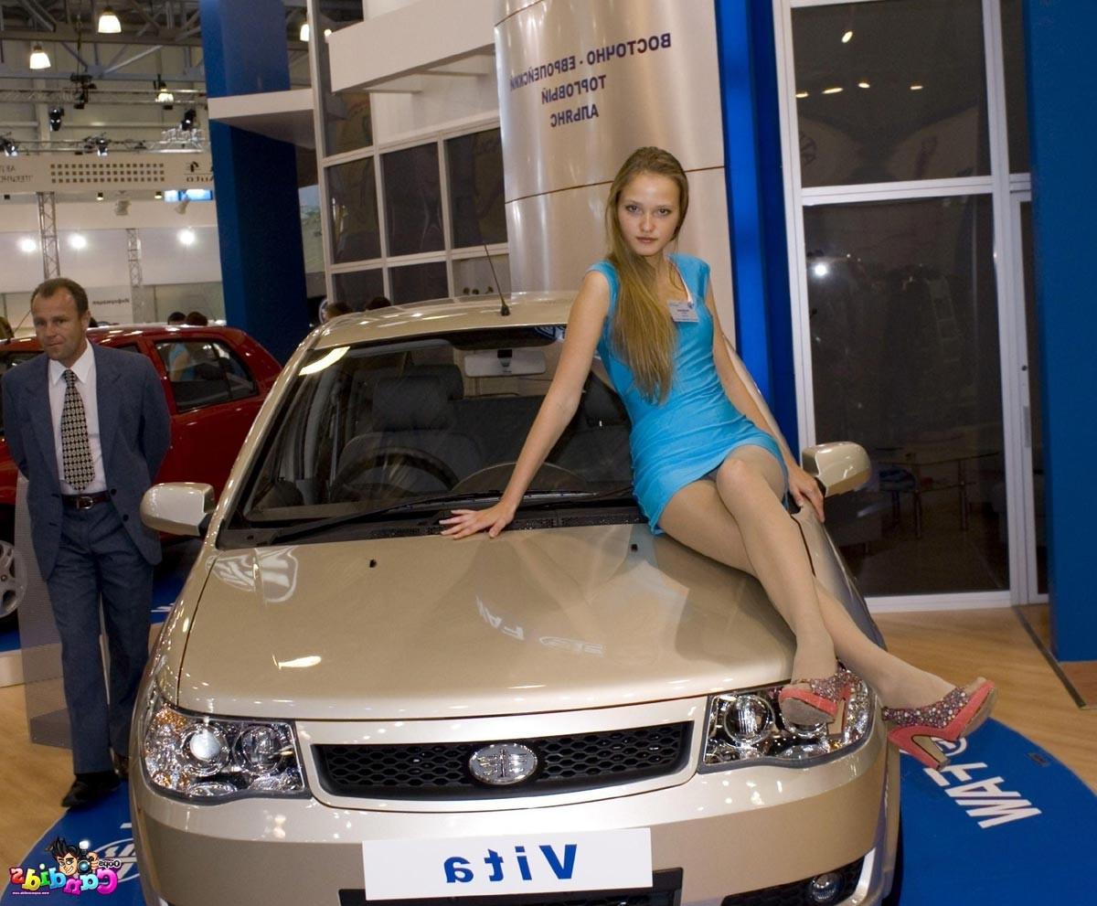 16P Real candid spy shots