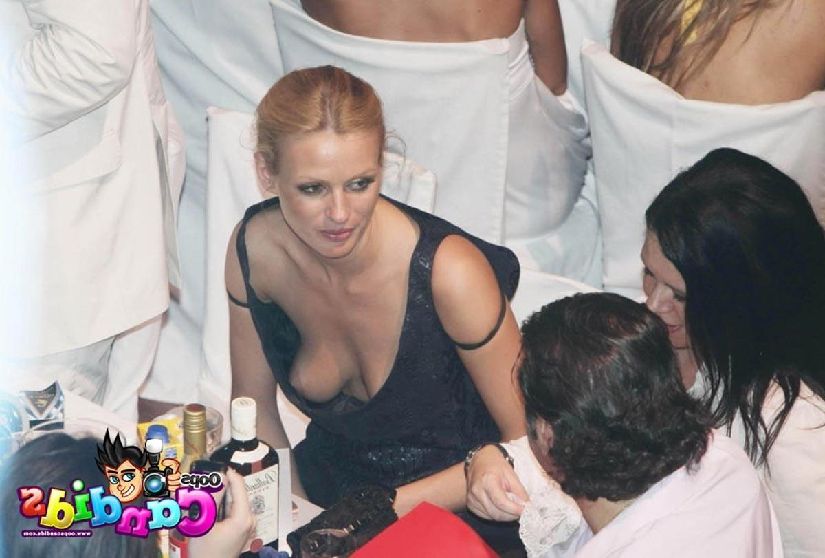 16P Real candid spy shots