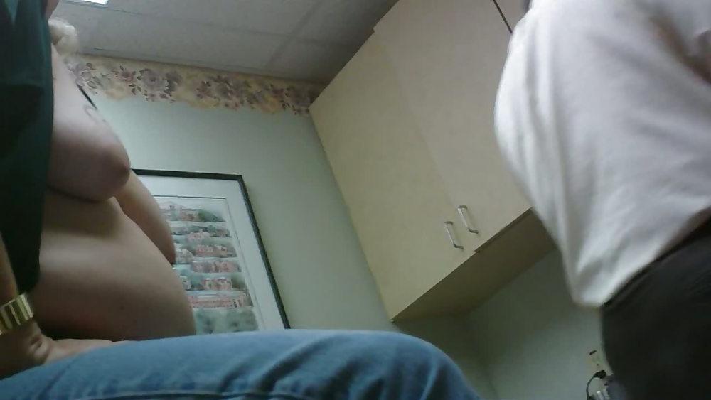 17P Wife breast augmentation consultation 01