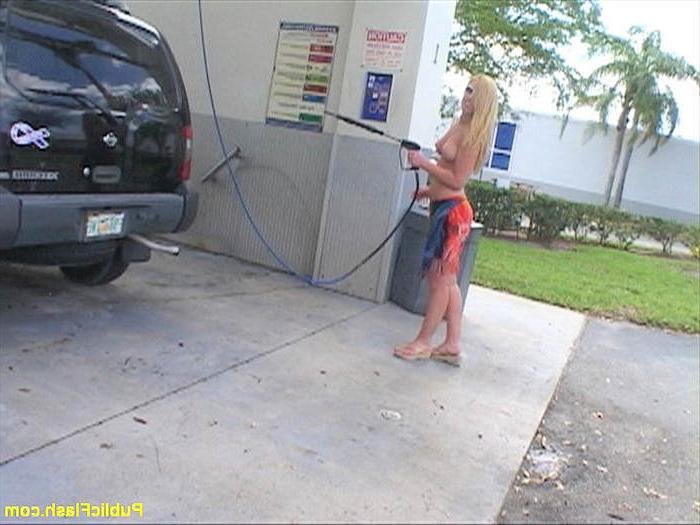 16P Shapely Blonde Washes Car Naked in Public at Florida Car Wash