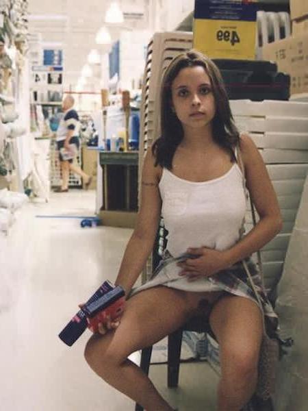 16P Shy Shopper Flashing Tits n Pussy at Big Box Store