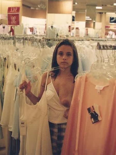 16P Shy Shopper Flashing Tits n Pussy at Big Box Store