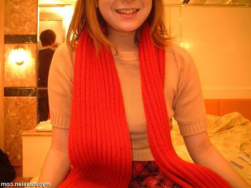 16P Shy japanese schoolgirl shows her nice tits