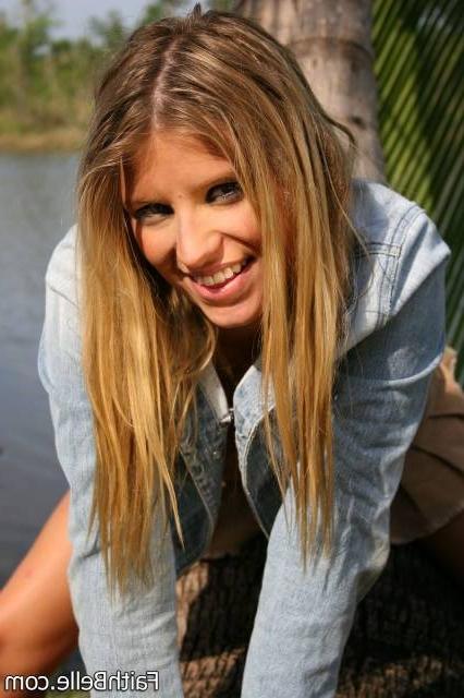 15P Gorgeous blonde teen shows off her perfect body