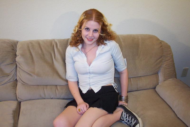 16P Natural redhead babe gagging on his cock