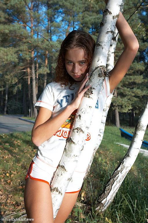 15P She enjoys getting tied a lot