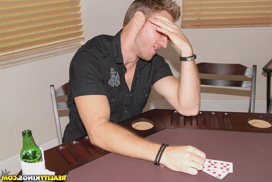 14P Amazing big tits babe gets rammed hard in her box after loosing a game of poker 