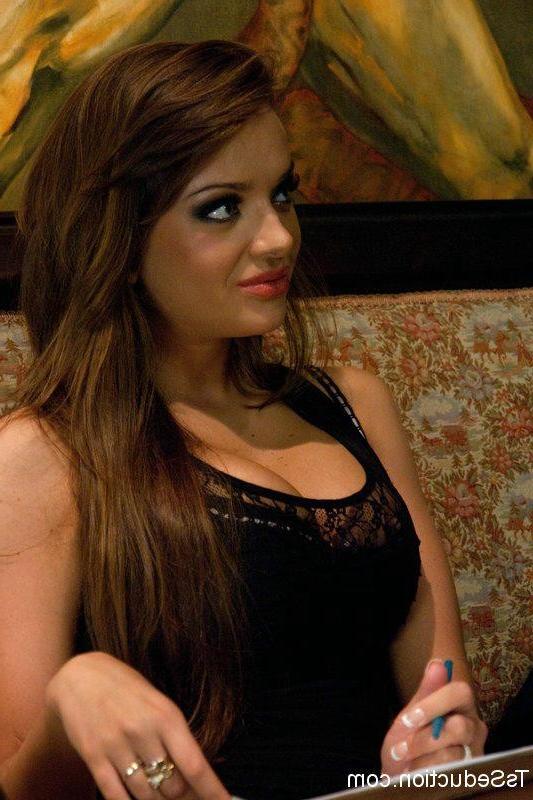 24P Shemale with 10inch cock fucked slave guy and hot domina