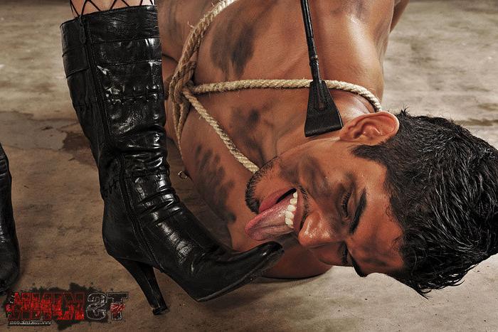 15P Tranny femdom brutalizes her malebitch