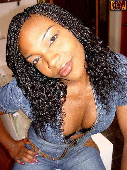 16P Sexy black tranny loves to show off her big hard dick